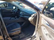 ✅ 2021 Buick Enclave Avenir • VIN: 5GAERDKW9MJ177829 • Lot: 40629414. Wystawiony na IAAI z przebiegiem 28 799 mil. Bezpłatny archiwum sprzedaży aukcyjnych z USA i szczegółowy raport historii pojazdu na DreamBid. Zdjęcie 5.