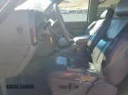 ✅ 2005 GMC Yukon Denali • VIN: 1GKEK63U45J124263 • Lot: 90482235. Wystawiony na Copart z przebiegiem 292 442 mil. Bezpłatny archiwum sprzedaży aukcyjnych z USA i szczegółowy raport historii pojazdu na DreamBid. Zdjęcie 7.