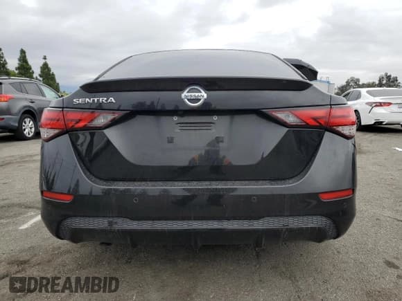 ✅ 2021 Nissan Sentra S • VIN: 3N1AB8BV7MY325877 • Lot: 92745415. Wystawiony na Copart z przebiegiem 38 764 mil. Bezpłatny archiwum sprzedaży aukcyjnych z USA i szczegółowy raport historii pojazdu na DreamBid. Zdjęcie 6.