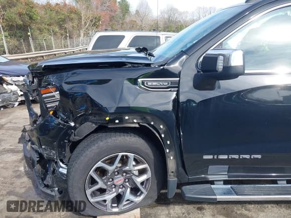 ✅ 2022 GMC Sierra 1500 SLT • VIN: 3GTUUDED5NG606258 • Лот: 41833623. Опубликован ранее на IAAI с пробегом 43 852 миль. Бесплатный доступ к архиву аукционных продаж из США и подробный отчёт об истории автомобиля на DreamBid. Изображение 18.