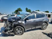 ✅ 2016 Toyota RAV4 LE • VIN: JTMZFREV5GJ077417 • Лот: 80140625. Опубликован ранее на Copart с пробегом 163 489 миль. Бесплатный доступ к архиву аукционных продаж из США и подробный отчёт об истории автомобиля на DreamBid. Изображение 1.