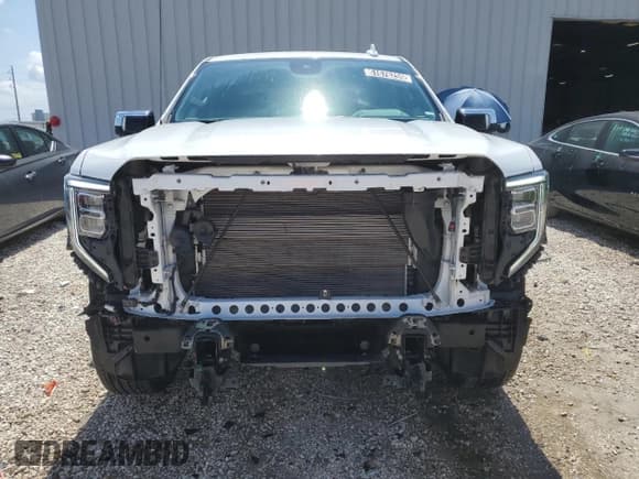 ✅ 2025 GMC Sierra 1500 SLT • VIN: 1GTPHDED7SZ113131 • Лот: 61676255. Опубликован ранее на Copart с пробегом 18 870 миль. Бесплатный доступ к архиву аукционных продаж из США и подробный отчёт об истории автомобиля на DreamBid. Изображение 5.