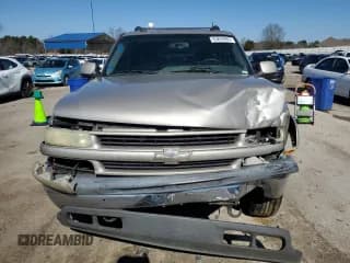 ✅ 2005 Chevrolet Suburban LT • VIN: 3GNFK16Z75G132800 • Лот: 45284065. Опубликован ранее на Copart с пробегом 317 826 миль. Бесплатный доступ к архиву аукционных продаж из США и подробный отчёт об истории автомобиля на DreamBid. Изображение 5.