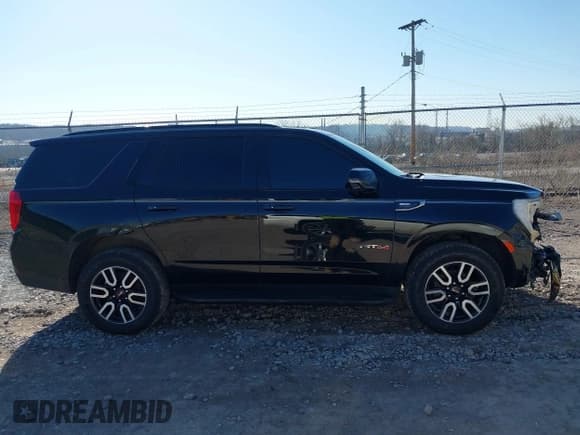 ✅ 2021 GMC Yukon AT4 • VIN: 1GKS2CKD6MR154142 • Lot: 41854543. Listed on IAAI with 72,121 mi. Free auction sales archive from the USA and detailed vehicle history report at DreamBid. Image 13.