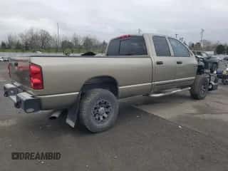 2007 Dodge 3500 SLT z VIN 3D7MX38A47G837079, wystawiony jako Copart lot #44993305 z przebiegiem 105 107 mil mil oraz Szkoda całkowita • Salvage title. Historia ofert i sprzedaży dostępna na DreamBid. Obrazek 3.