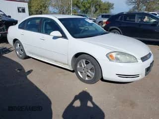 2010 Chevrolet Impala LS z VIN 2G1WA5EK4A1220853, wystawiony jako IAAI lot #43451283 z przebiegiem 271 914 mil mil oraz . Historia ofert i sprzedaży dostępna na DreamBid. Obrazek 1.