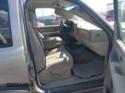 ✅ 2003 Chevrolet Suburban LT • VIN: 3GNFK16Z13G236874 • Лот: 42581940. Опубликован ранее на IAAI с пробегом Не указан. Бесплатный доступ к архиву аукционных продаж из США и подробный отчёт об истории автомобиля на DreamBid. Изображение 5.