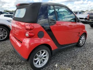 ✅ 2009 Smart fortwo Passion • VIN: WMEEK31X29K284408 • Lot: 74304354. Wystawiony na Copart z przebiegiem Nie podano. Bezpłatny archiwum sprzedaży aukcyjnych z USA i szczegółowy raport historii pojazdu na DreamBid. Zdjęcie 3.