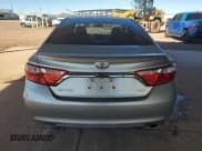 ✅ 2015 Toyota Camry XSE • VIN: 4T1BF1FKXFU010098 • Lot: 90137285. Wystawiony na Copart z przebiegiem 103 488 mil. Bezpłatny archiwum sprzedaży aukcyjnych z USA i szczegółowy raport historii pojazdu na DreamBid. Zdjęcie 6.
