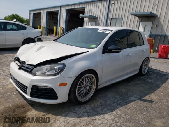 ✅ 2012 Volkswagen Golf R • VIN: WVWPF7AJ9CW214533 • Лот: 58706945. Опубликован ранее на Copart с пробегом 191 058 миль. Бесплатный доступ к архиву аукционных продаж из США и подробный отчёт об истории автомобиля на DreamBid. Изображение 1.