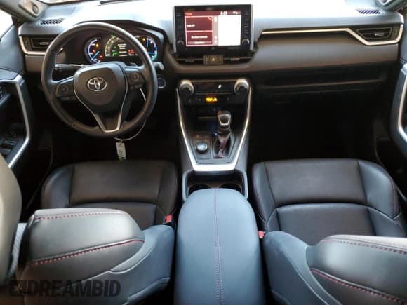 ✅ 2021 Toyota RAV4 XSE • VIN: JTMFB3FV7MD014968 • Лот: 86119555. Опубликован ранее на Copart с пробегом 86 232 миль. Бесплатный доступ к архиву аукционных продаж из США и подробный отчёт об истории автомобиля на DreamBid. Изображение 8.