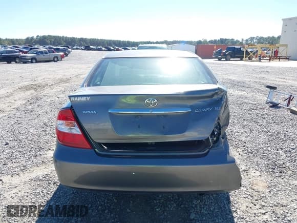 ✅ 2004 Toyota Camry LE • VIN: 4T1BE32K34U917955 • Лот: 43514589. Опубликован ранее на IAAI с пробегом 282 953 миль. Бесплатный доступ к архиву аукционных продаж из США и подробный отчёт об истории автомобиля на DreamBid. Изображение 16.