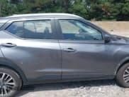 ✅ 2021 Nissan Kicks SV • VIN: 3N1CP5CV1ML471826 • Lot: 42965094. Wystawiony na IAAI z przebiegiem 78 893 mil. Bezpłatny archiwum sprzedaży aukcyjnych z USA i szczegółowy raport historii pojazdu na DreamBid. Zdjęcie 13.