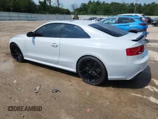 ✅ 2015 Audi RS 5 • VIN: WUAC6AFR3FA900081 • Лот: 63655355. Опубликован ранее на Copart с пробегом 83 086 миль. Бесплатный доступ к архиву аукционных продаж из США и подробный отчёт об истории автомобиля на DreamBid. Изображение 2.