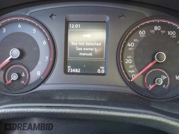 ✅ 2020 Volkswagen Passat SE • VIN: 1VWWA7A39LC018778 • Lot: 43352028. Wystawiony na IAAI z przebiegiem 73 481 mil. Bezpłatny archiwum sprzedaży aukcyjnych z USA i szczegółowy raport historii pojazdu na DreamBid. Zdjęcie 15.