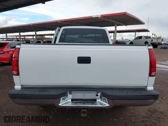 ✅ 1989 Chevrolet Silverado 2500 • VIN: 1GCFC24K6KZ180169 • Лот: 43747621. Опубликован ранее на IAAI с пробегом 134 294 миль. Бесплатный доступ к архиву аукционных продаж из США и подробный отчёт об истории автомобиля на DreamBid. Изображение 17.