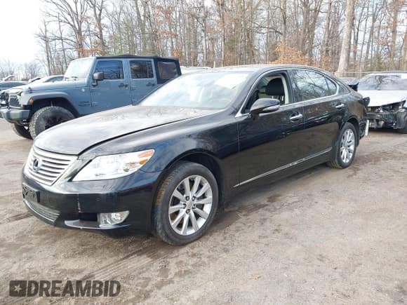 ✅ 2010 Lexus LS 460 L • VIN: JTHDL5EF9A5002268 • Lot: 41395834. Listed on IAAI with 74,397 mi. Free auction sales archive from the USA and detailed vehicle history report at DreamBid. Image 18.