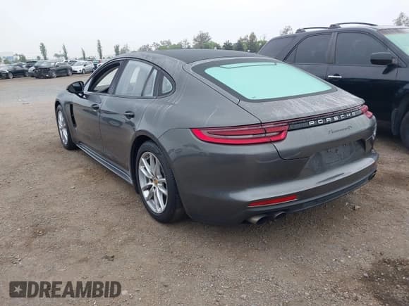✅ 2018 Porsche Panamera 4S • VIN: WP0AB2A71JL133016 • Lot: 43311982. Listed on IAAI with 63,081 mi. Free auction sales archive from the USA and detailed vehicle history report at DreamBid. Image 3.