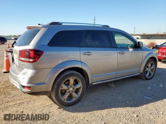 ✅ 2016 Dodge Journey Crossroad • VIN: 3C4PDCGG8GT178758 • Lot: 91218985. Listed on Copart with 134,836 mi. Free auction sales archive from the USA and detailed vehicle history report at DreamBid. Image 3.
