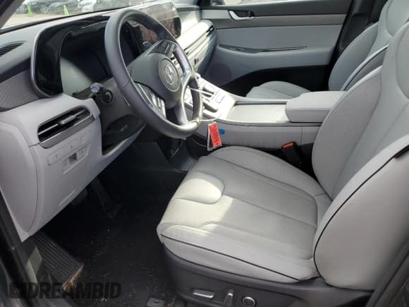 ✅ 2024 Hyundai Palisade SEL • VIN: KM8R24GE6RU804119 • Лот: 72980034. Опубликован ранее на Copart с пробегом 5 678 миль. Бесплатный доступ к архиву аукционных продаж из США и подробный отчёт об истории автомобиля на DreamBid. Изображение 7.