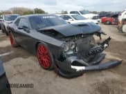✅ 2019 Dodge Challenger R/T • VIN: 2C3CDZBT3KH552088 • Lot: 38493633. Wystawiony na Copart z przebiegiem 67 844 mil. Bezpłatny archiwum sprzedaży aukcyjnych z USA i szczegółowy raport historii pojazdu na DreamBid. Zdjęcie 4.