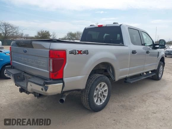 ✅ 2022 Ford F-250 XL • VIN: 1FT7W2BN1NED76735 • Lot: 41691729. Listed on IAAI with 174,375 mi. Free auction sales archive from the USA and detailed vehicle history report at DreamBid. Image 4.