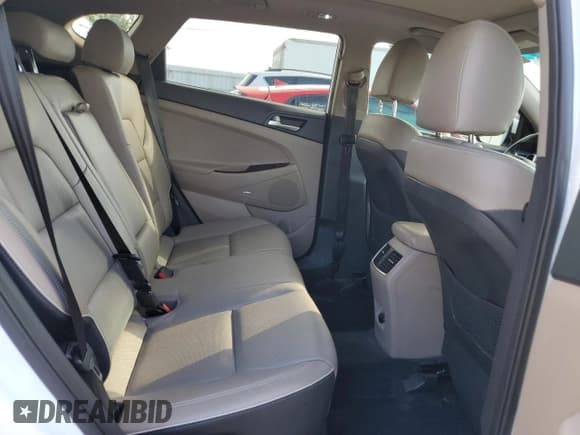 ✅ 2020 Hyundai Tucson SEL • VIN: KM8J33AL0LU204456 • Лот: 87072215. Опубликован ранее на Copart с пробегом 70 396 миль. Бесплатный доступ к архиву аукционных продаж из США и подробный отчёт об истории автомобиля на DreamBid. Изображение 11.