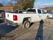 ✅ 2015 GMC Sierra 2500HD • VIN: 1GT11XEG8FF573573 • Lot: 43579173. Listed on IAAI with 213,653 mi. Free auction sales archive from the USA and detailed vehicle history report at DreamBid. Image 4.