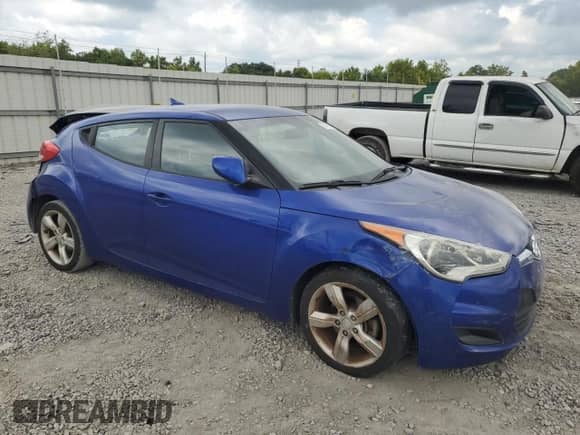 2015 Hyundai Veloster с VIN KMHTC6AD0FU224617, выставлен на аукционе Copart как лот 68470984 с пробегом Не указан миль и Списание • Salvage title. История ставок и продаж доступна на DreamBid. Изображение 4.