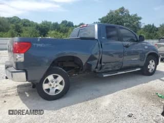 ✅ 2007 Toyota Tundra SR5 • VIN: 5TFRV54127X007607 • Лот: 69059765. Опубликован ранее на Copart с пробегом 228 835 миль. Бесплатный доступ к архиву аукционных продаж из США и подробный отчёт об истории автомобиля на DreamBid. Изображение 3.