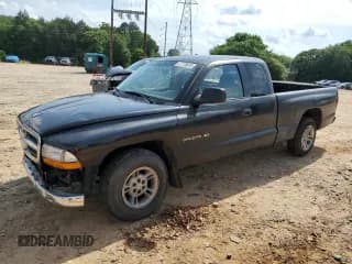 ✅ 2001 Dodge Dakota • VIN: 1B7GL22X81S204868 • Lot: 57178895. Wystawiony na Copart z przebiegiem 298 667 mil. Bezpłatny archiwum sprzedaży aukcyjnych z USA i szczegółowy raport historii pojazdu na DreamBid. Zdjęcie 1.