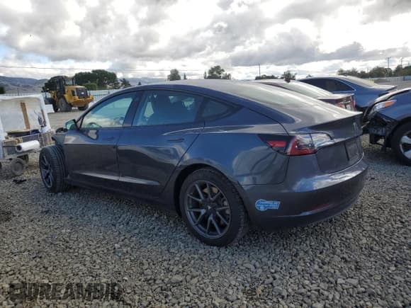 ✅ 2021 Tesla Model 3 Standard Range Plus • VIN: 5YJ3E1EA4MF023925 • Lot: 92728465. Listed on Copart with 63,675 mi. Free auction sales archive from the USA and detailed vehicle history report at DreamBid. Image 2.