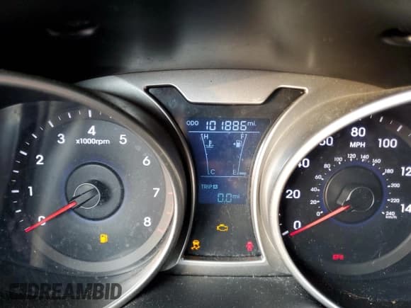 ✅ 2013 Hyundai Veloster w/Gray Int • VIN: KMHTC6AD9DU160820 • Lot: 70059004. Wystawiony na Copart z przebiegiem Nie podano. Bezpłatny archiwum sprzedaży aukcyjnych z USA i szczegółowy raport historii pojazdu na DreamBid. Zdjęcie 9.