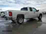 2011 Chevrolet Silverado 1500 LT z VIN 1GCRCSEA4BZ403876, wystawiony jako Copart lot #56287935 z przebiegiem 331 859 mil mil oraz Szkoda całkowita • Salvage title. Historia ofert i sprzedaży dostępna na DreamBid. Obrazek 3.
