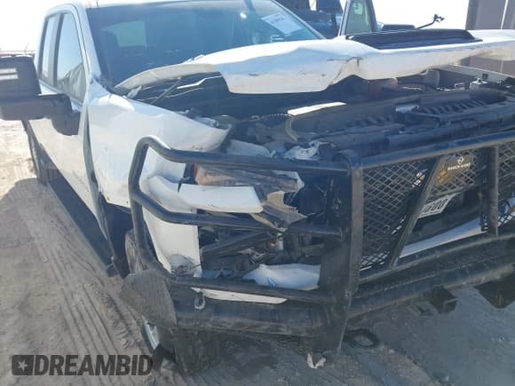 ✅ 2024 Chevrolet Silverado 2500HD Work Truck • VIN: 1GC2YLE76RF414337 • Lot: 41369545. Wystawiony na IAAI z przebiegiem 9 707 mil. Bezpłatny archiwum sprzedaży aukcyjnych z USA i szczegółowy raport historii pojazdu na DreamBid. Zdjęcie 6.