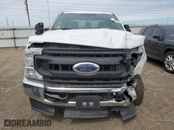 ✅ 2020 Ford F-250 XL • VIN: 1FT7X2B69LED46255 • Lot: 54848195. Wystawiony na Copart z przebiegiem 26 897 mil. Bezpłatny archiwum sprzedaży aukcyjnych z USA i szczegółowy raport historii pojazdu na DreamBid. Zdjęcie 5.