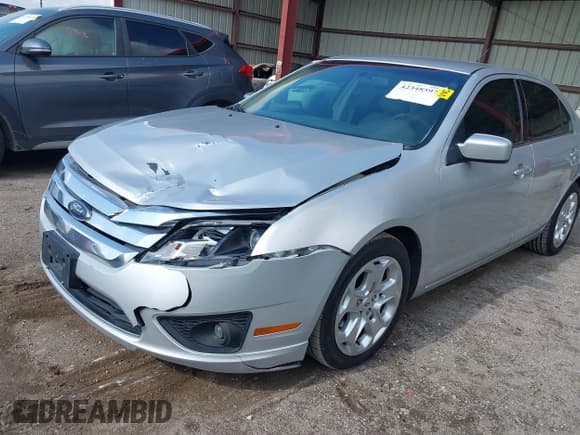 ✅ 2010 Ford Fusion SE • VIN: 3FAHP0HA3AR163647 • Лот: 42348597. Опубликован ранее на IAAI с пробегом 181 778 миль. Бесплатный доступ к архиву аукционных продаж из США и подробный отчёт об истории автомобиля на DreamBid. Изображение 2.