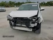 ✅ 2019 Toyota 4Runner SR5 • VIN: JTEZU5JR5K5198159 • Lot: 81014205. Wystawiony na Copart z przebiegiem 55 464 mil. Bezpłatny archiwum sprzedaży aukcyjnych z USA i szczegółowy raport historii pojazdu na DreamBid. Zdjęcie 14.