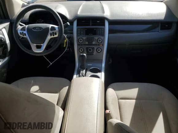 ✅ 2014 Ford Edge SE • VIN: 2FMDK3GC1EBA68533 • Lot: 81916315. Wystawiony na Copart z przebiegiem 143 617 mil. Bezpłatny archiwum sprzedaży aukcyjnych z USA i szczegółowy raport historii pojazdu na DreamBid. Zdjęcie 8.