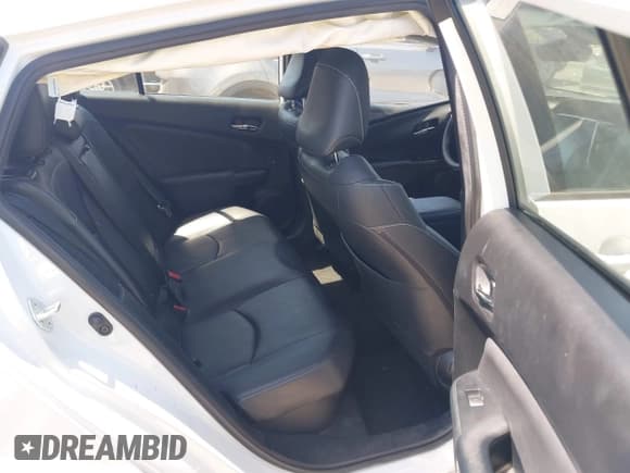 ✅ 2022 Toyota Prius LE • VIN: JTDKAMFP8N3204441 • Lot: 42303951. Listed on IAAI with 177,315 mi. Free auction sales archive from the USA and detailed vehicle history report at DreamBid. Image 8.