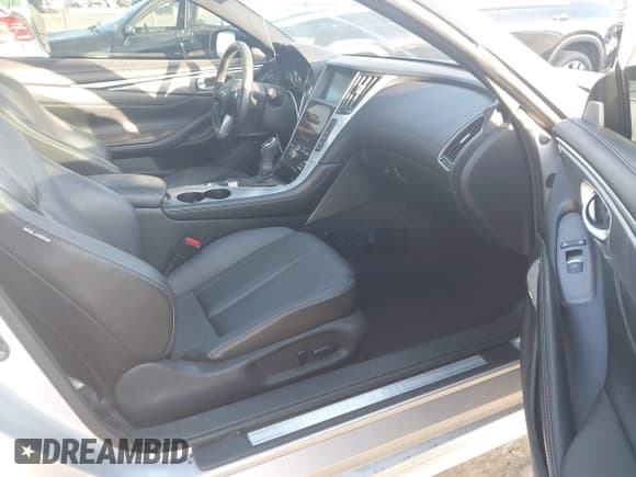 ✅ 2017 Infiniti Q60 Premium • VIN: JN1EV7EK2HM360419 • Lot: 42385389. Wystawiony na IAAI z przebiegiem 26 537 mil. Bezpłatny archiwum sprzedaży aukcyjnych z USA i szczegółowy raport historii pojazdu na DreamBid. Zdjęcie 5.