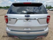 ✅ 2018 Ford Explorer XLT • VIN: 1FM5K7D85JGA54665 • Lot: 61153785. Wystawiony na Copart z przebiegiem 59 877 mil. Bezpłatny archiwum sprzedaży aukcyjnych z USA i szczegółowy raport historii pojazdu na DreamBid. Zdjęcie 6.