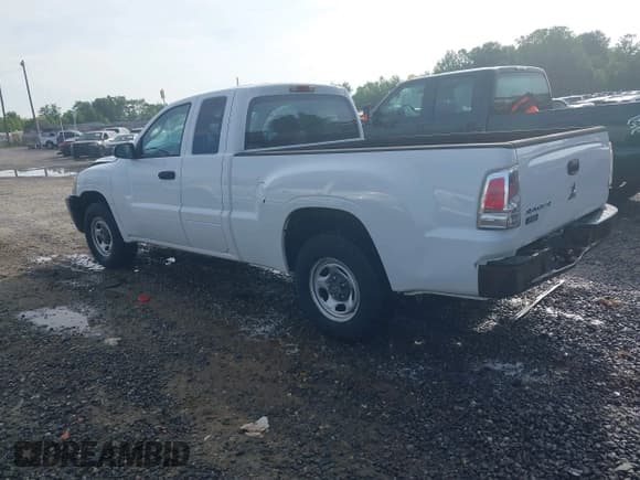 ✅ 2007 Mitsubishi Raider LS • VIN: 1Z7HC22K77S265604 • Лот: 42542938. Опубликован ранее на IAAI с пробегом 128 058 миль. Бесплатный доступ к архиву аукционных продаж из США и подробный отчёт об истории автомобиля на DreamBid. Изображение 3.