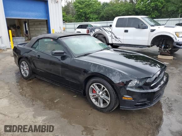 2014 Ford Mustang V6 с VIN 1ZVBP8EM1E5308185, выставлен на аукционе Copart как лот 63237495 с пробегом 96 600 миль миль и Списание • Salvage title. История ставок и продаж доступна на DreamBid. Изображение 4.