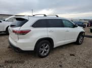 ✅ 2015 Toyota Highlander XLE • VIN: 5TDJKRFH3FS105086 • Lot: 91081005. Listed on Copart with 261,035 mi. Free auction sales archive from the USA and detailed vehicle history report at DreamBid. Image 3.