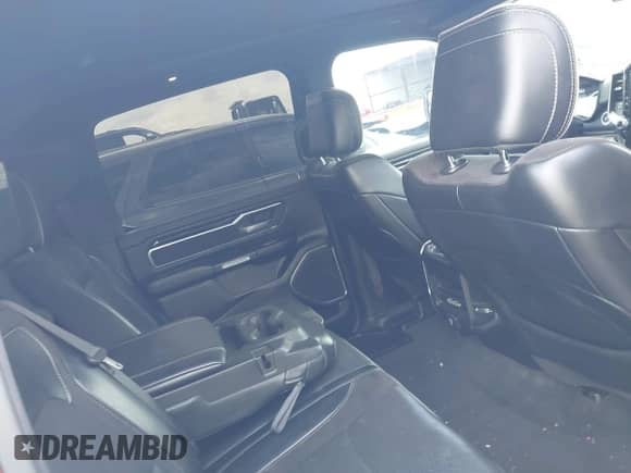 2020 Ram 1500 Laramie с VIN 1C6RREJT6LN193157, выставлен на аукционе IAAI как лот 42100972 с пробегом 86 137 миль миль и . История ставок и продаж доступна на DreamBid. Изображение 8.