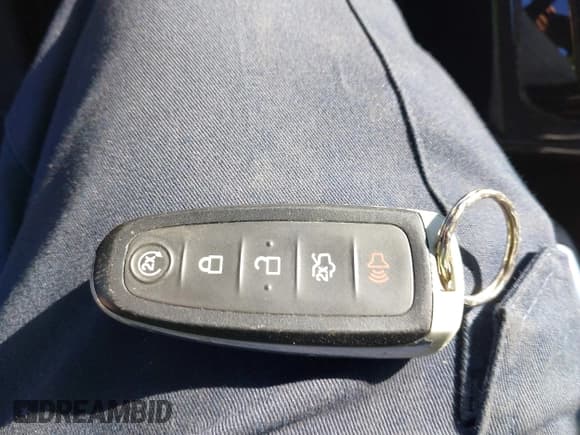 ✅ 2014 Ford Escape Titanium • VIN: 1FMCU0J92EUE55006 • Lot: 43559574. Wystawiony na IAAI z przebiegiem 98 269 mil. Bezpłatny archiwum sprzedaży aukcyjnych z USA i szczegółowy raport historii pojazdu na DreamBid. Zdjęcie 11.