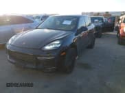 ✅ 2017 Porsche Cayenne Turbo • VIN: WP1AC2A2XHLA92993 • Lot: 41264521. Listed on IAAI with 83,257 mi. Free auction sales archive from the USA and detailed vehicle history report at DreamBid. Image 18.