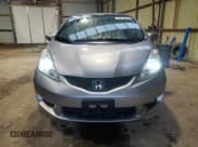 ✅ 2009 Honda Fit • VIN: JHMGE88849S813186 • Lot: 70715215. Listed on Copart with 186,435 mi. Free auction sales archive from the USA and detailed vehicle history report at DreamBid. Image 5.