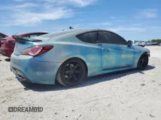 ✅ 2013 Hyundai Genesis Coupe R-Spec • VIN: KMHHT6KD2DU086838 • Lot: 50589725. Wystawiony na Copart z przebiegiem 111 473 mil. Bezpłatny archiwum sprzedaży aukcyjnych z USA i szczegółowy raport historii pojazdu na DreamBid. Zdjęcie 3.